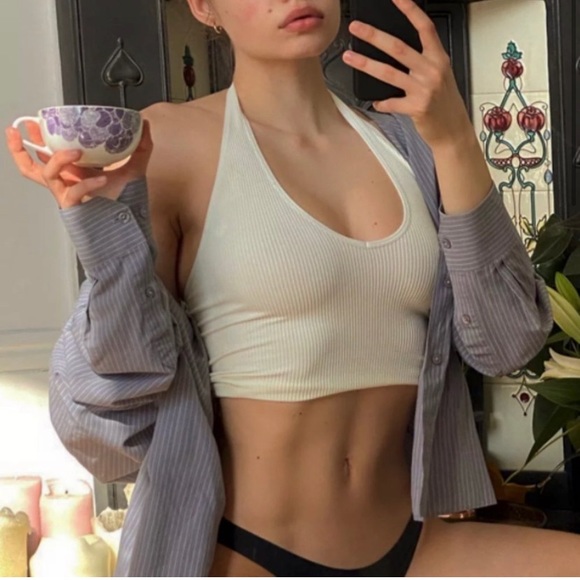 UO Out from Under White Halter Crop Top XS - Picture 1 of 4